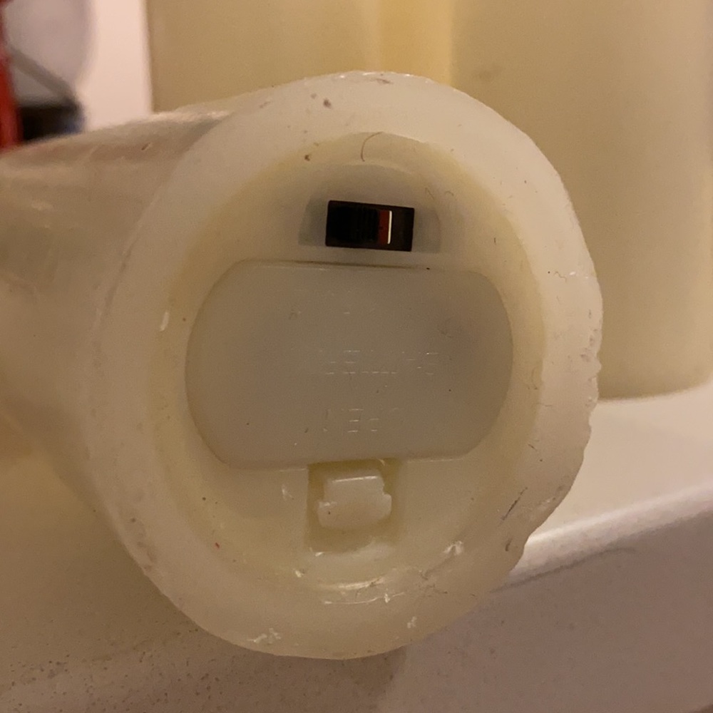 Battery Operated Candles - Picture 4 of 6